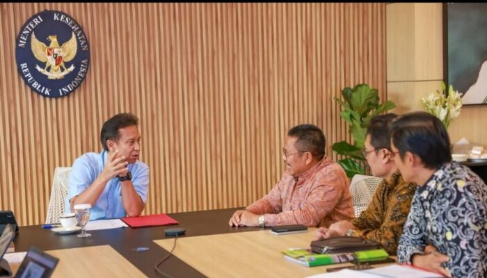 Bupati LAZ Temui Menkes, Perjuangkan Rumah Sakit Baru hingga Beasiswa Dokter Spesialis